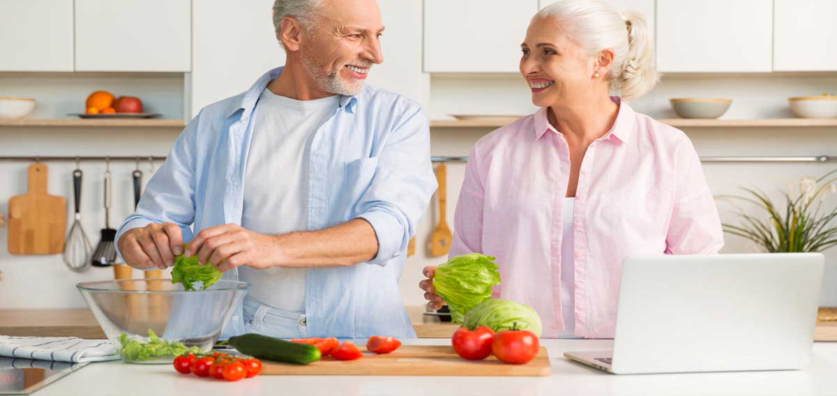Alimentation des personnes âgées : comment couvrir ses besoins nutritionnels ?